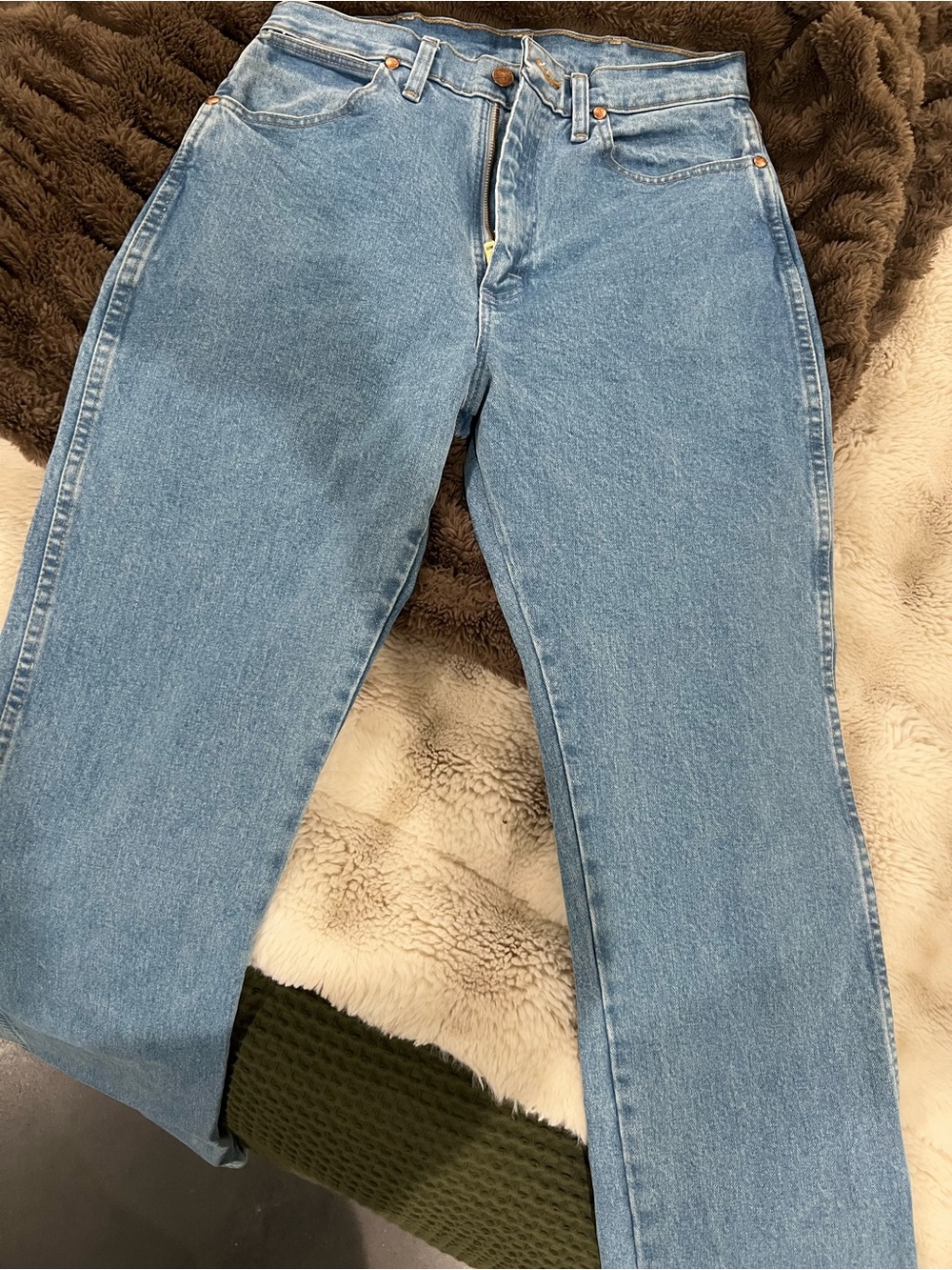 Wrangler Light Blue High-Rise Straight Jeans